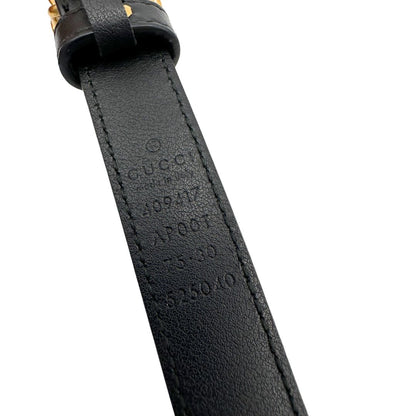  Cintura Gucci Marmont in pelle nera e hardware dorato anticato, di lusso, originale, ottime condizioni.