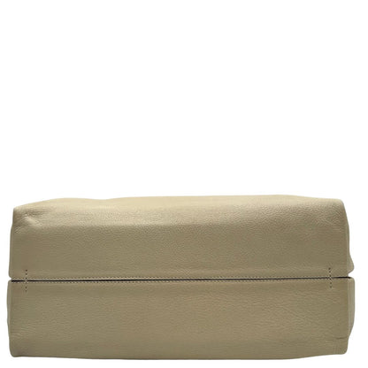base Hobo Loewe in pelle beige, di lusso, originale, ottime condizioni, usata.