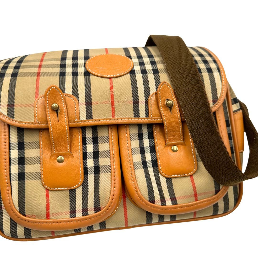 Cartella Burberry in tessuto trama tartan con finiture in pelle marroni.