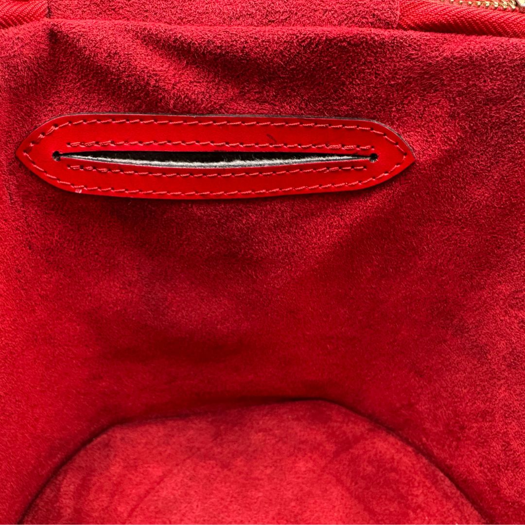 interno  Borsa LV in pelle epi rossa, da portare a mano, di lusso, originale, ottime condizioni, usato