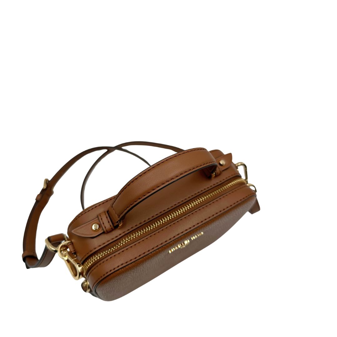 manico Borsa MK strutturata in pelle marrone, di lusso, originale, eccellenti condizioni, usata. 