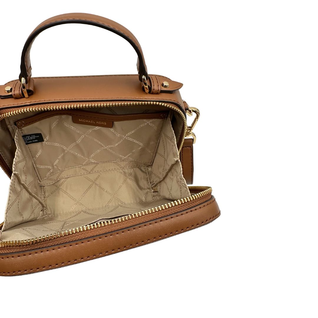 interno Borsa MK strutturata in pelle marrone, di lusso, originale, eccellenti condizioni, usata. 