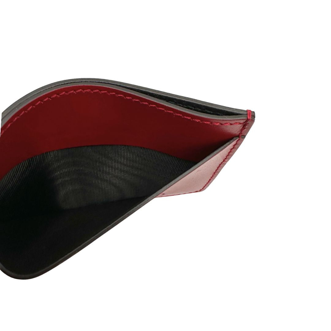 Portacarte Gucci GG in pelle bordeaux. Originale, usato, di lusso, in ottime condizioni.