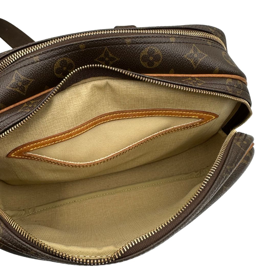 interno Borsa LV Reporter nella versione PM, di lusso, originale, ottime condizioni, usata. 