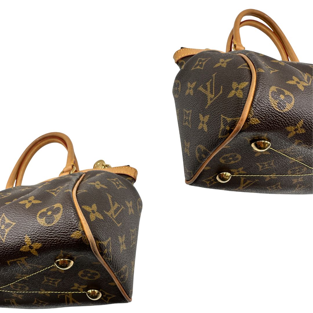 angoli  Borsa LV Tivoli nella versione PM, di lusso, originale, ottime condizioni, usata. 