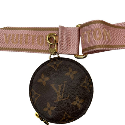 Multi Pochette Accessoires Louis Vuitton in canvas marrone monogram con dettagli in vacchetta naturale, manico in catena dorata e tracolla in tessuto Jacquard rosa, di lusso, originale, ottime condizioni, usata. 