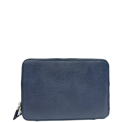 Portadocumenti Prada in pelle saffiano blu, di lusso, originale, ottime condizioni, usato.
