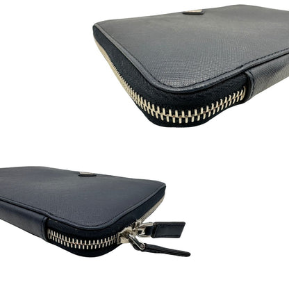 Portadocumenti Prada in pelle saffiano blu, di lusso, originale, ottime condizioni, usato.