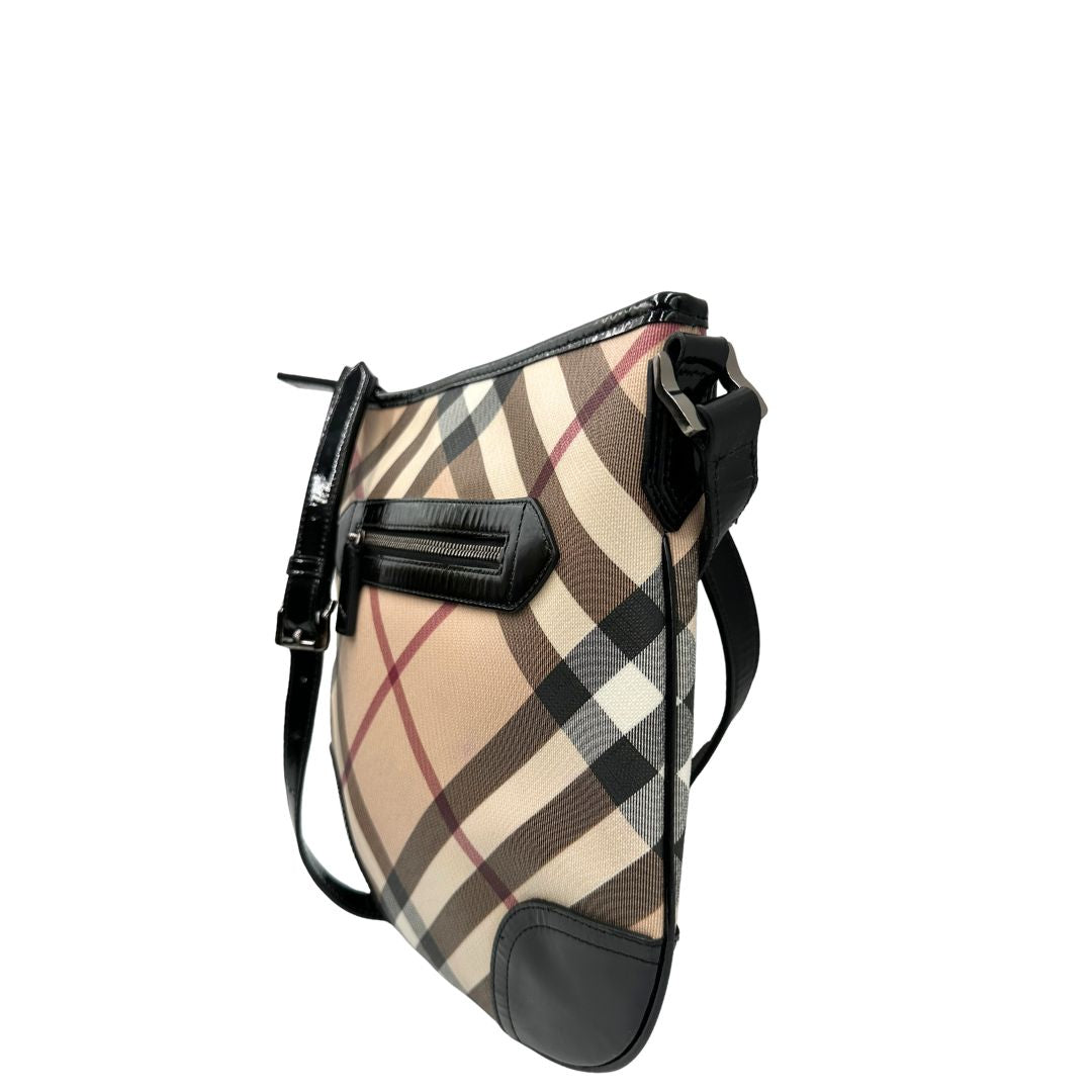 lato Borsa a tracolla Burberry in canvas tartan e finiture nere lucide, di lusso, originale, ottime condizioni, usata. 