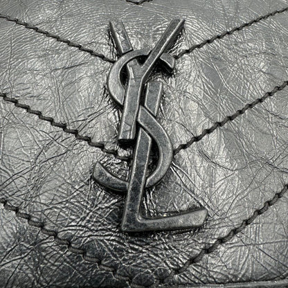 Borsa Niki Saint Laurent nera nella versione baby, di lusso, originale, ottime condizioni, usata.