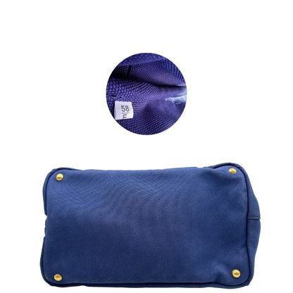 base  Borsa Tote Prada in tessuto blu, di lusso, originale, ottime condizioni, usata. 