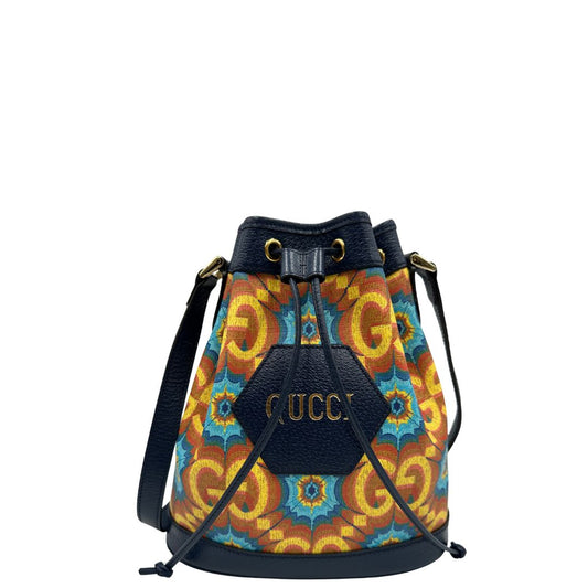 front Secchiello Gucci in canvas con trama GG gialla e finiture in pelle blu, di lusso, originale, ottime condizioni, usata.