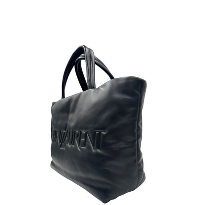 Laterale, Borsa Saint Laurent in pelle imbottita con logo in rilievo di Saint Laurent sul front. Originale, usata, di lusso, in condizioni eccellenti.