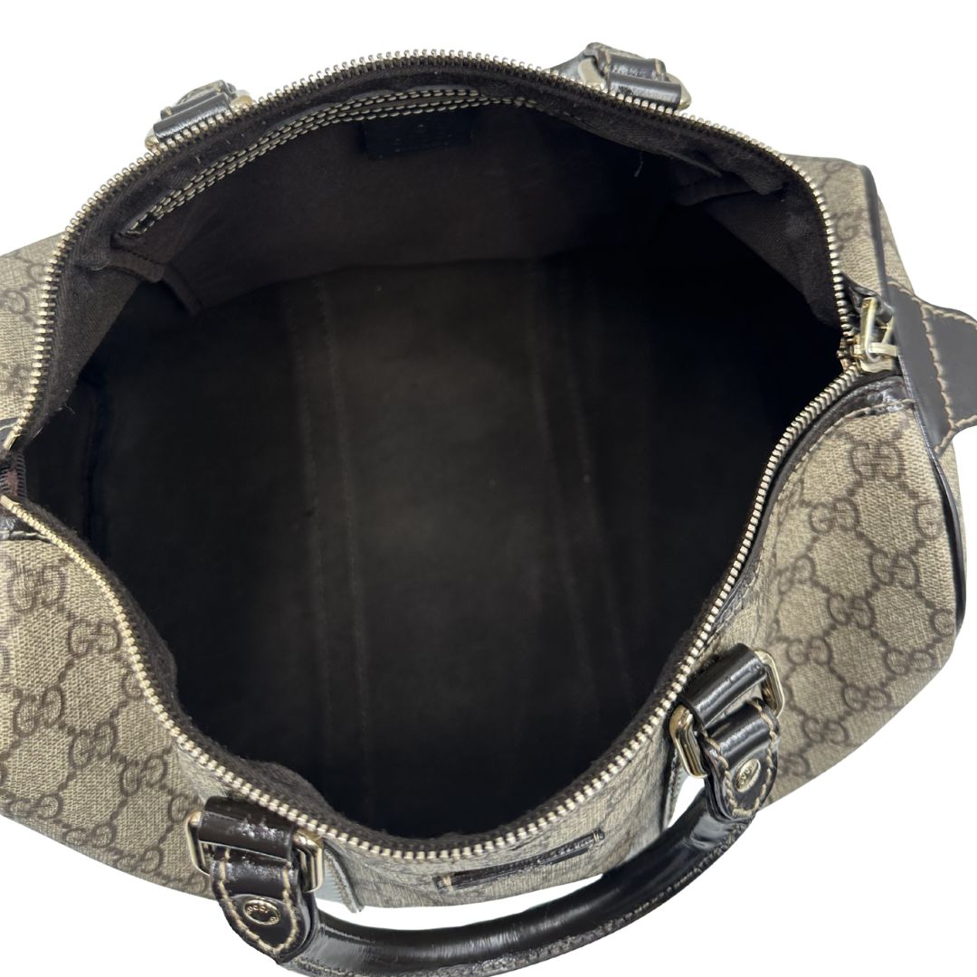 interno Bauletto Gucci GG con finiture in pelle marroni, di lusso, originale, ottime condizioni, usato. 