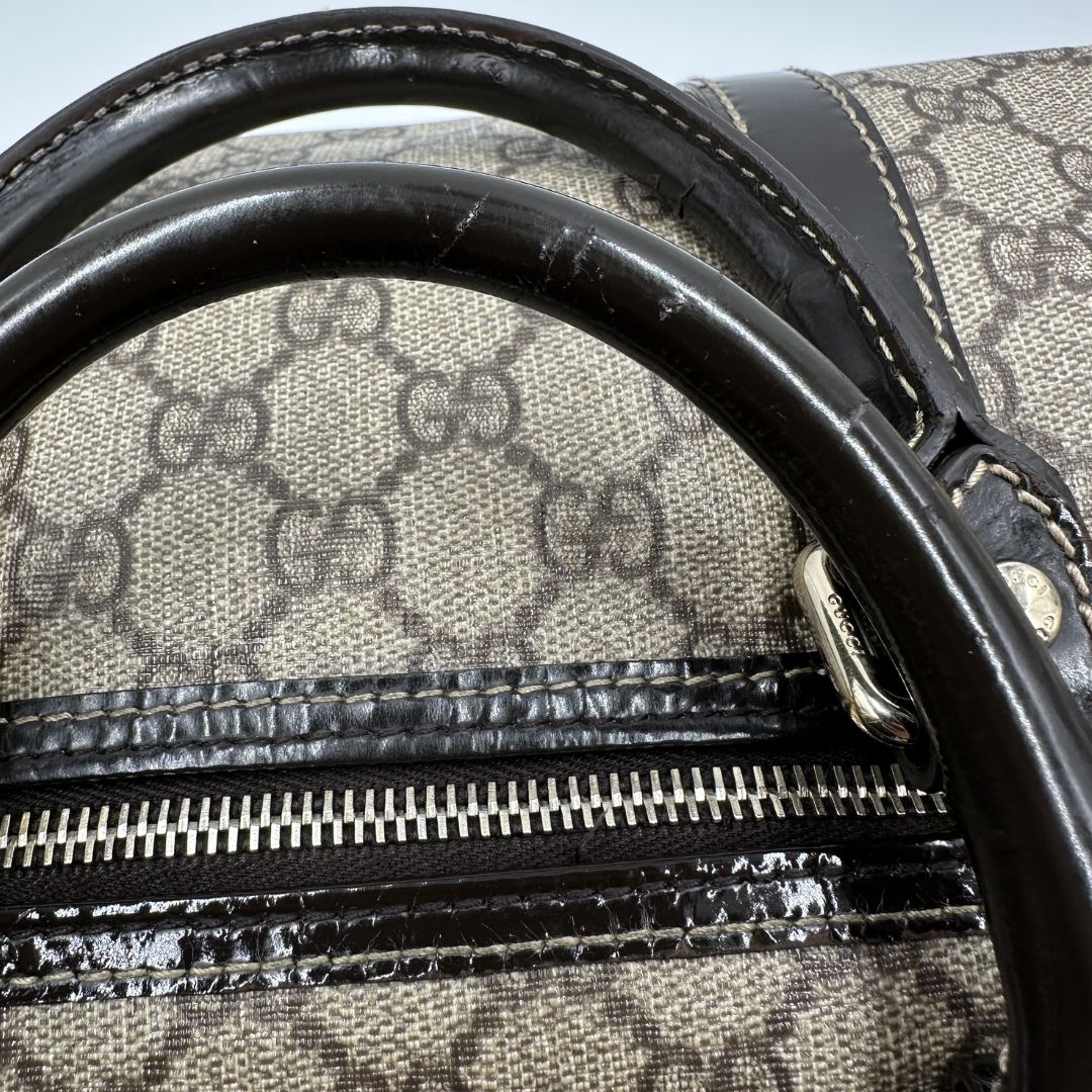 manici Bauletto Gucci GG con finiture in pelle marroni, di lusso, originale, ottime condizioni, usato. 