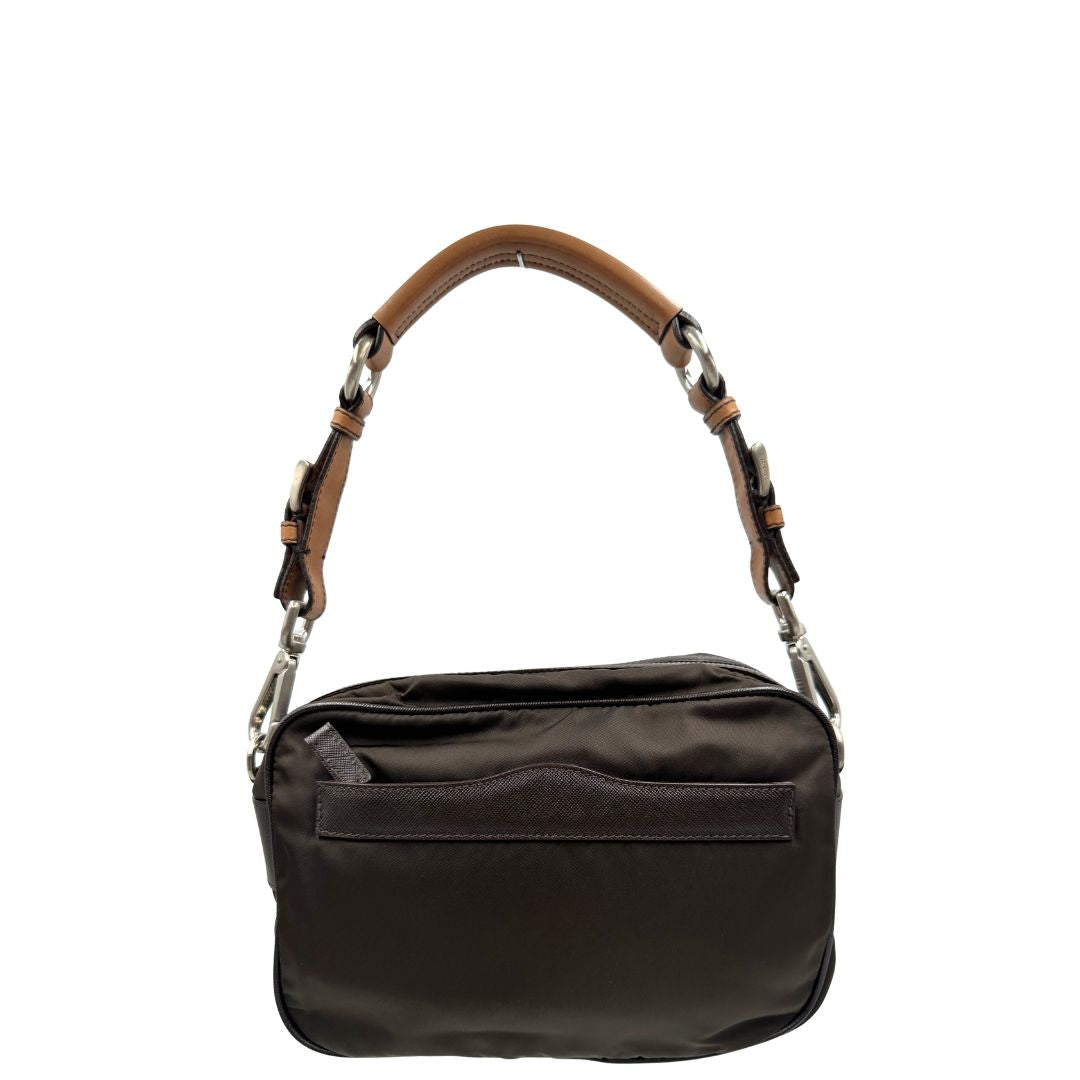 front Borsa Prada in vela vintage marrone, di lusso, originale, eccellenti condizioni, usata. 