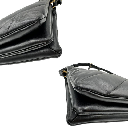 angoli  Borsa Pinko in pelle nera, indossabile a tracolla, di lusso, originale, ottime condizioni, usata. 