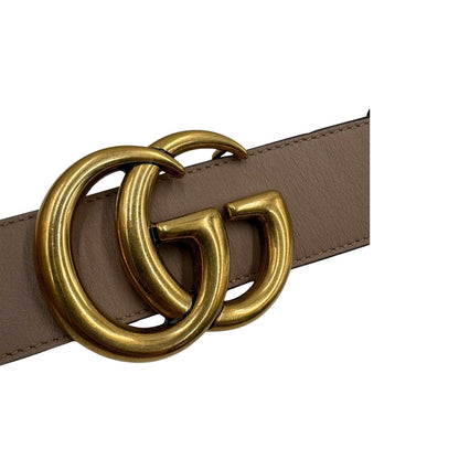 Cintura Gucci marmont in pelle rosa cipria e hardware dorato. Originale, usata, di lusso, in ottime condizioni.