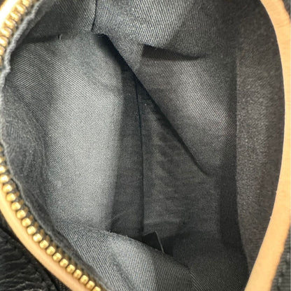interno  Borsa Chloè in pelle nera, indossabile a spalla o a mano, di lusso, originale, ottime condizioni, usata.  