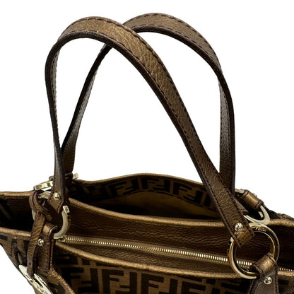 manici Shopper Fendi in tessuto trama Zucca e finiture in pelle color bronzo, di lusso, originale, ottime condizioni, usata. 