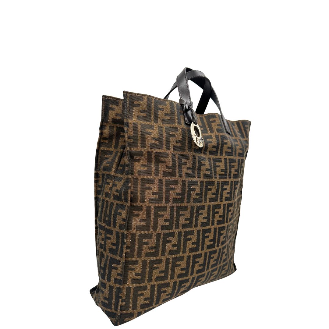 lato  Sac Plat Fendi color tabacco trama Zucca, di lusso, originale, ottime condizioni, usata. 