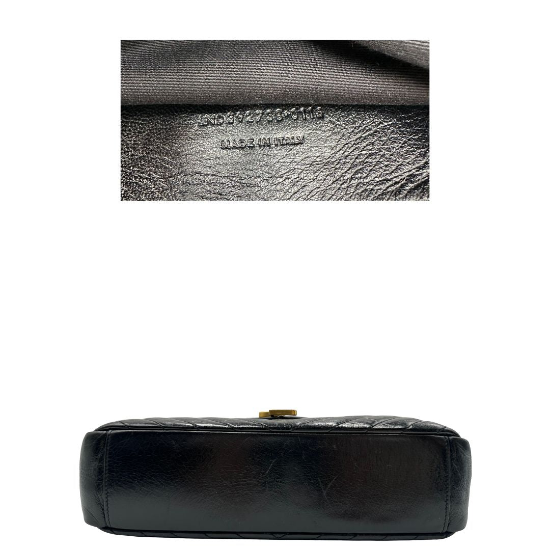base v Borsa Saint Laurent in pelle nera con logo Cassandre sul front, di lusso, originale, ottime condizioni, usata.