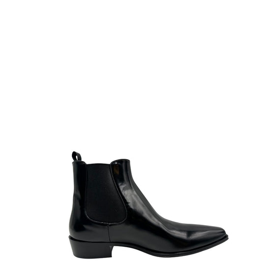 Stivaletti Prada in pelle pettinata nera, di lusso, originale, ottime condizioni, usati.