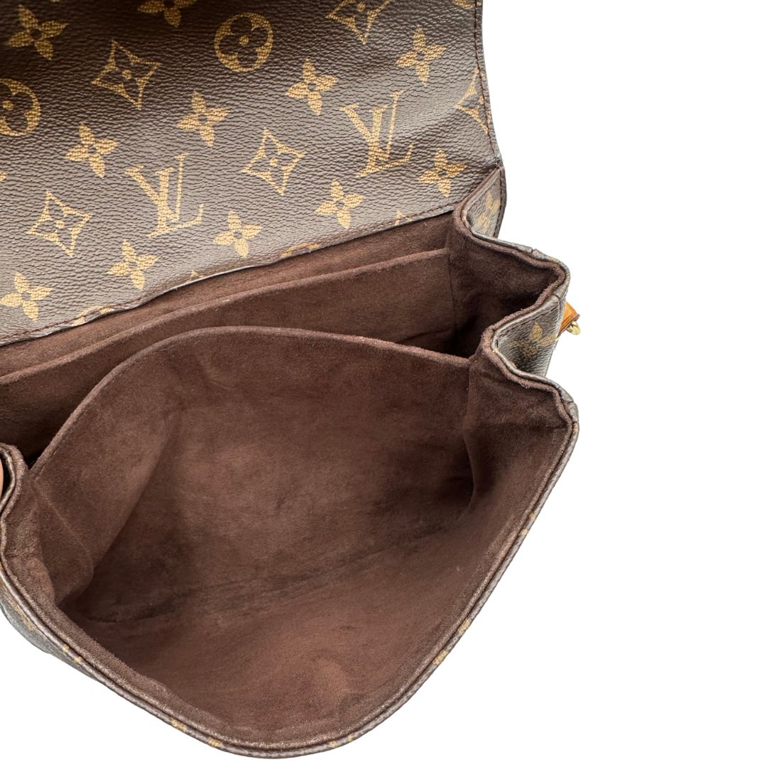 interno Borsa LV in canvas monogrammato marrone e hardware dorato, indossabile a tracolla o a mano, di lusso, originale, ottime condizioni, usata, originale.