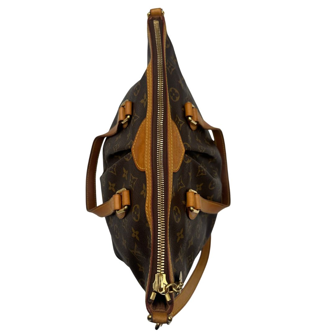 chiusura Borsa LV strutturata in tela monogram e vacchetta naturale, nella misura PM, di lusso, originale, ottime, condizioni, usata. 