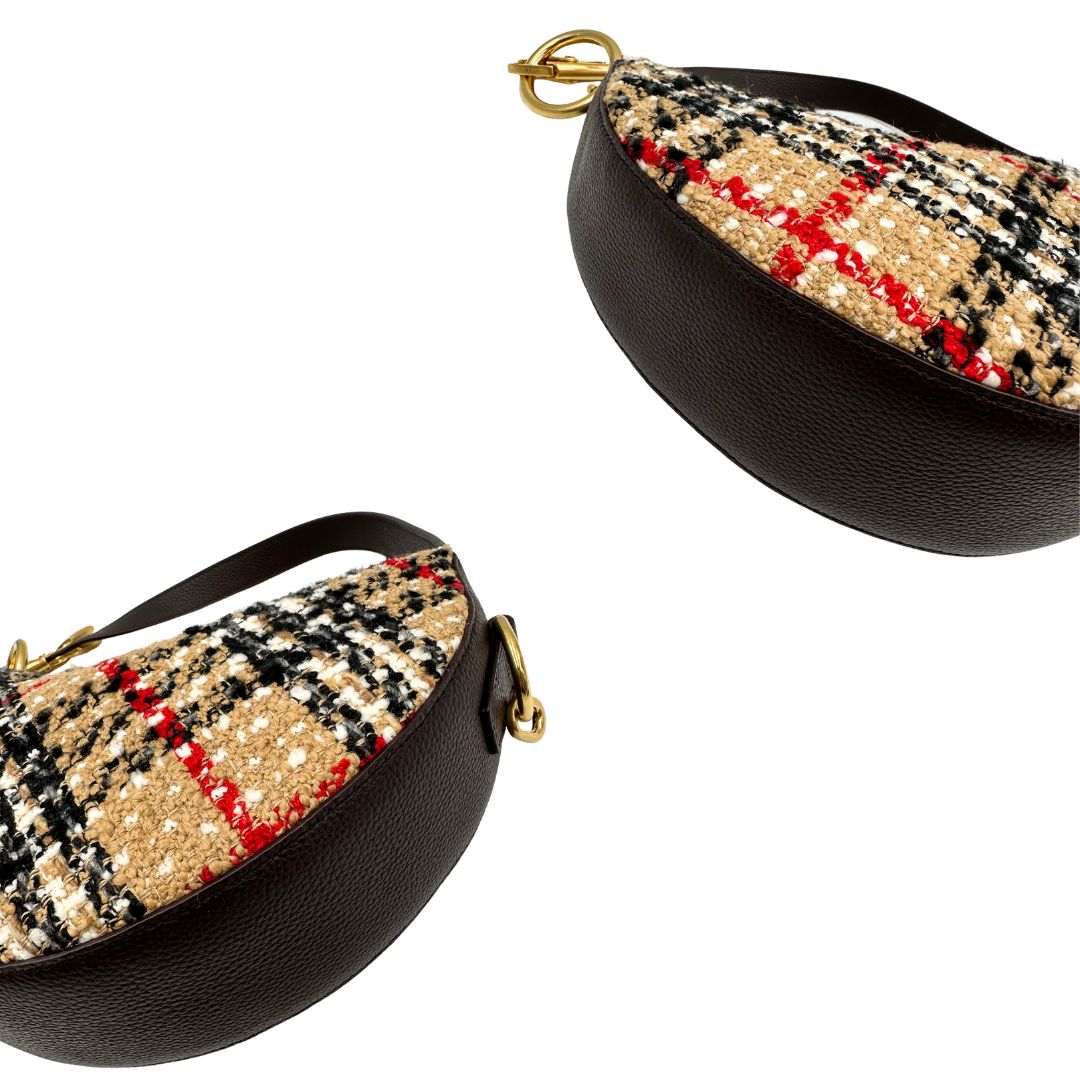 angoli Borsa Burberry in tessuto bouclè check e finiture in pelle testa di moro, di lusso, originale, eccellenti condizioni, usata 