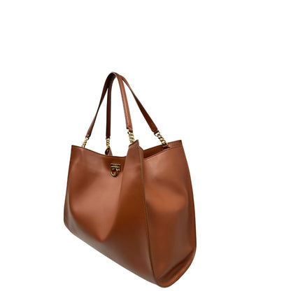 Laterale, Borsa Tote Salvatore Ferragamo in pelle marrone cognac e manici in pelle con inserti in catena, hardware dorato. Indossabile a spalla.