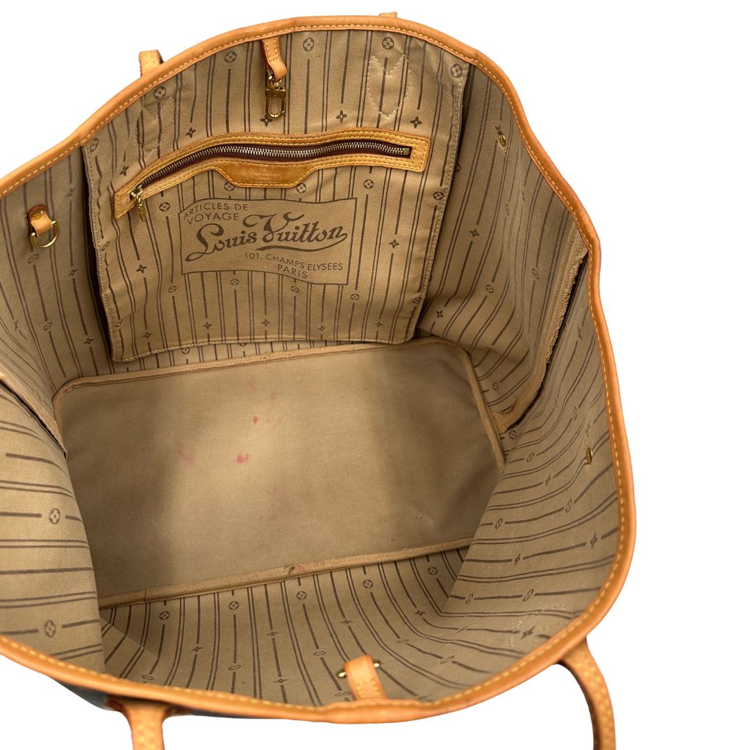 interno Louis Vuitton Neverfull nella versione GM in canvas monogram, di lusso, originale, ottime condizioni, usata. 