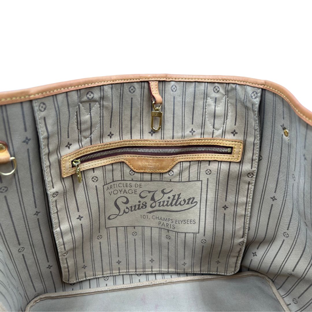 interno Louis Vuitton Neverfull nella versione GM in canvas monogram, di lusso, originale, ottime condizioni, usata. 
