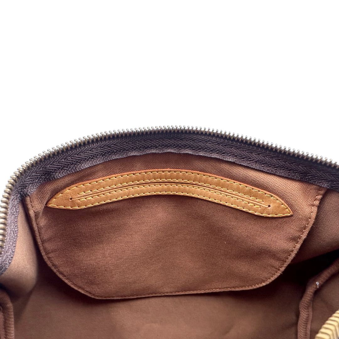 Interno, Speedy Louis Vuitton monogram nella misura 30. Originale, usato, di lusso, in ottime condizioni.