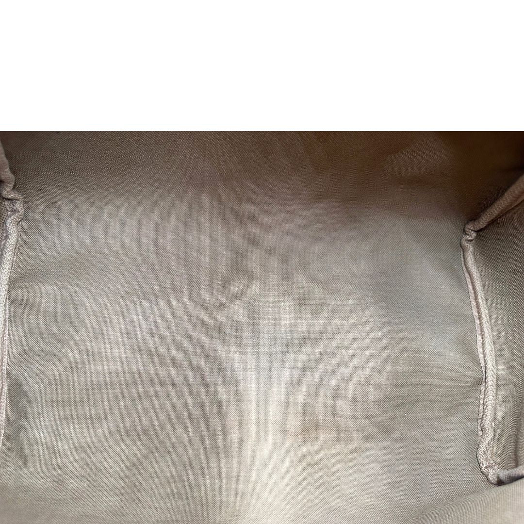 Interno, Speedy Louis Vuitton monogram nella misura 30. Originale, usato, di lusso, in ottime condizioni.