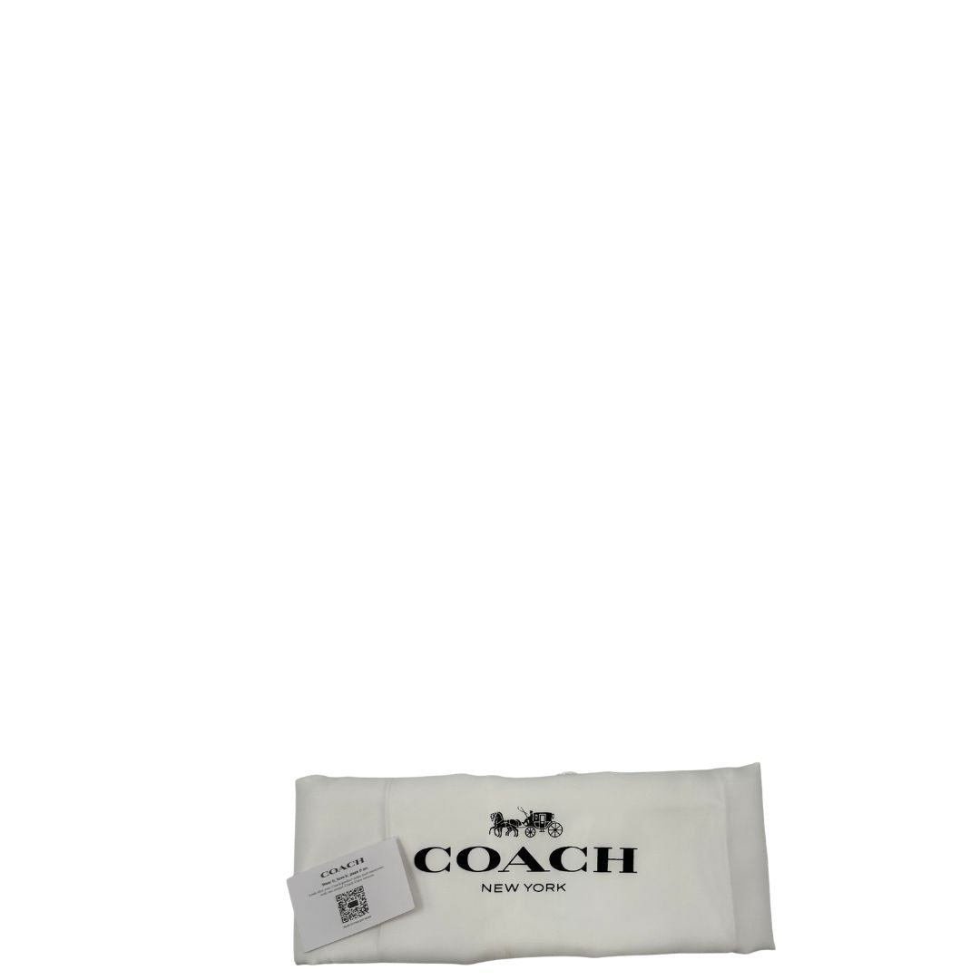 dustbag Borsa Coach in pelle martellata nera, puoi portarla comodamente a spalla, a tracolla o a mano, di lusso, originale, ottime condizioni, usata. 