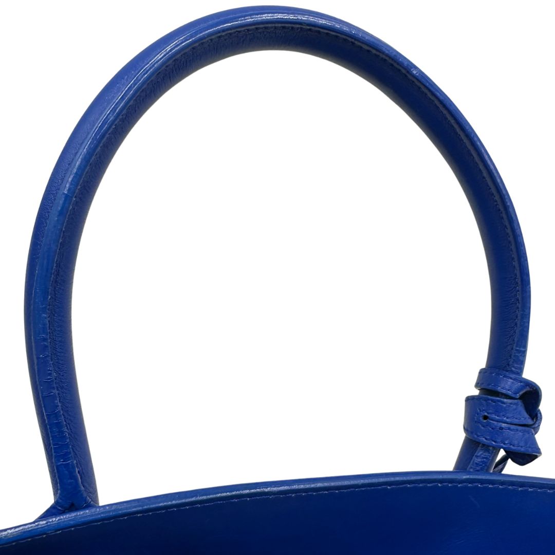 manico Borsa Saint Laurent in pelle blu, da portare a mano, di lusso, originale, ottime condizioni, usata. 