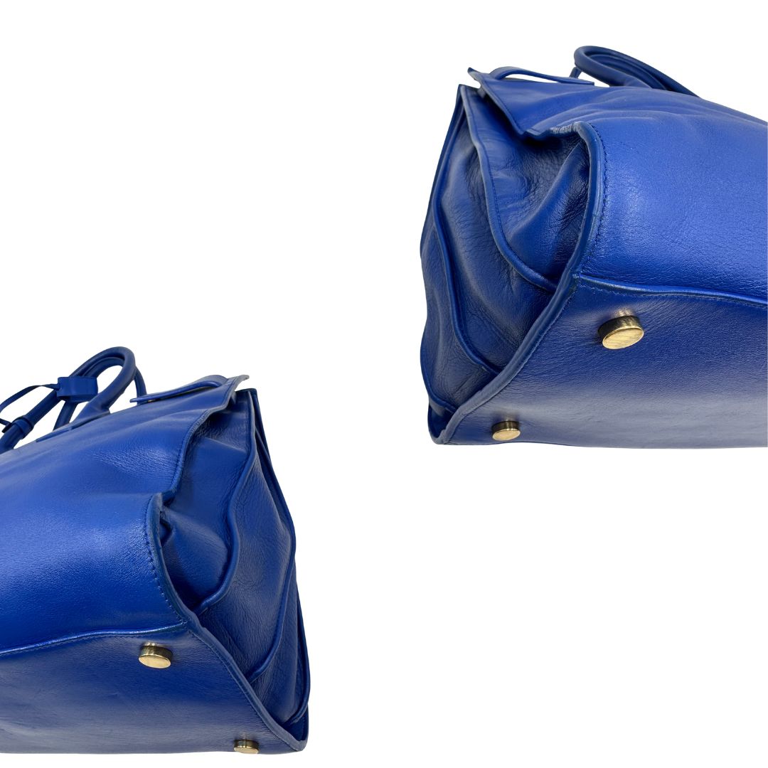 angoli Borsa Saint Laurent in pelle blu, da portare a mano, di lusso, originale, ottime condizioni, usata. 