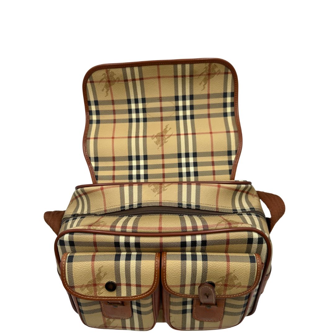 Interno, Cartella Burberry in canvas trama tartan con finiture in pelle marroni. Originale, usata, di lusso, in ottime condizioni.