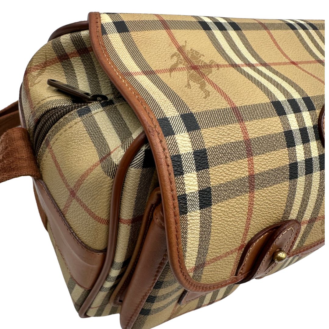 Cartella Burberry in canvas trama tartan con finiture in pelle marroni. Originale, usata, di lusso, in ottime condizioni.
