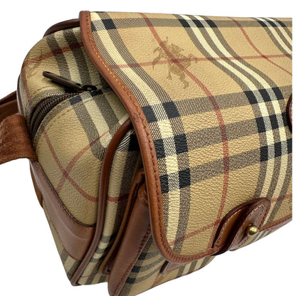 Cartella Burberry in canvas trama tartan con finiture in pelle marroni. Originale, usata, di lusso, in ottime condizioni.