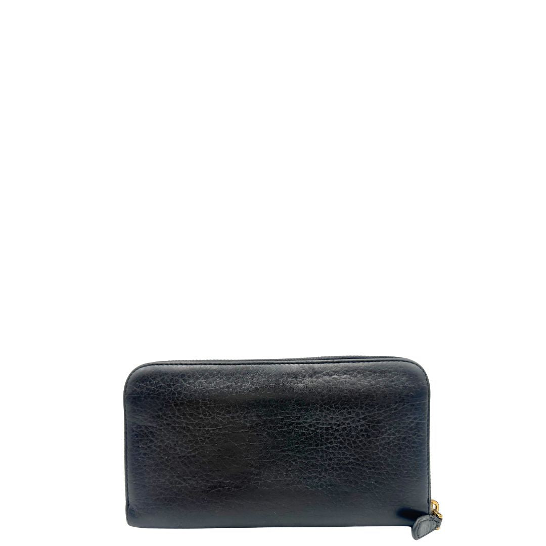 Portafoglio Prada in pelle nera e hardware dorato, di lusso, originale.