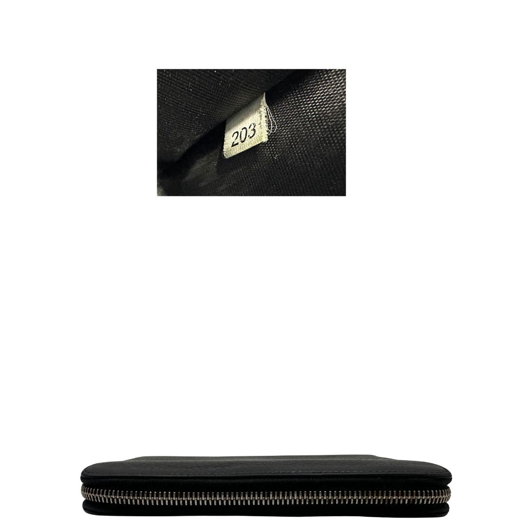 Portafoglio Prada in pelle nera e hardware dorato, di lusso, originale.