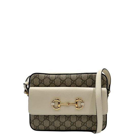 front Borsa Gucci in canvas GG e finiture in pelle color bianco latte, di lusso, originale, usata. 