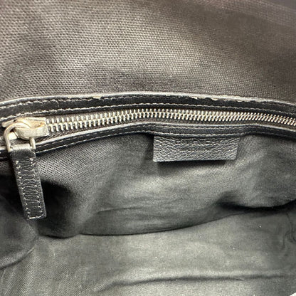 interno Antigona Givenchy in pelle martellata nera nella misura piccola, di lusso, originale, ottime condizioni, usata.