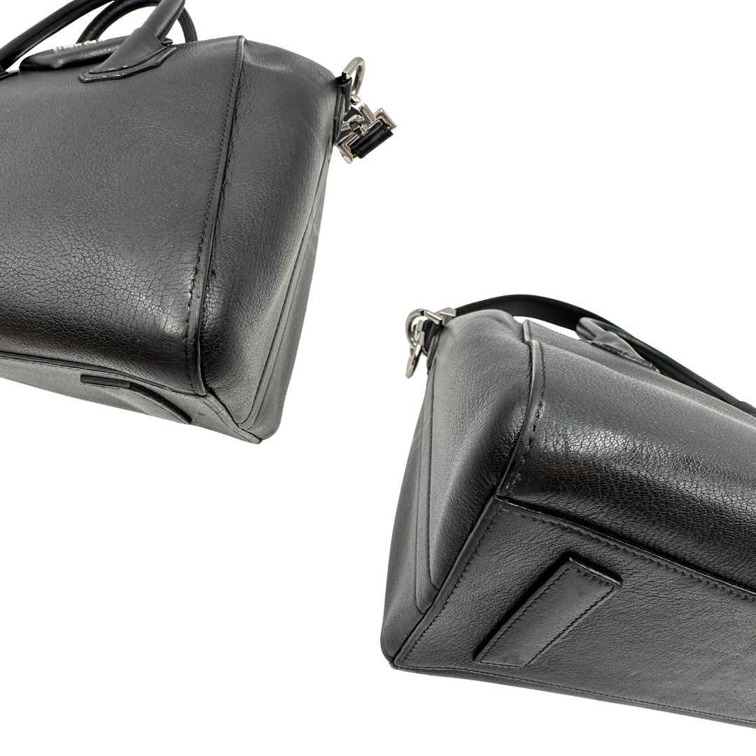 angoli Antigona Givenchy in pelle martellata nera nella misura piccola, di lusso, originale, ottime condizioni, usata. 