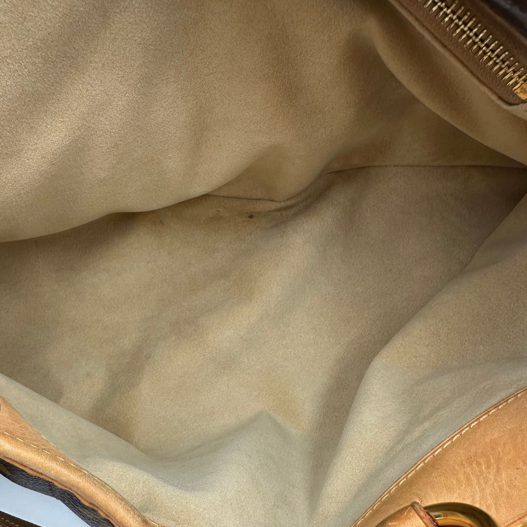 interno Borsa Etoile LV in canvas trapuntato monogram, indossabile a spalla, di lusso, originale, ottime condizioni, usata. 