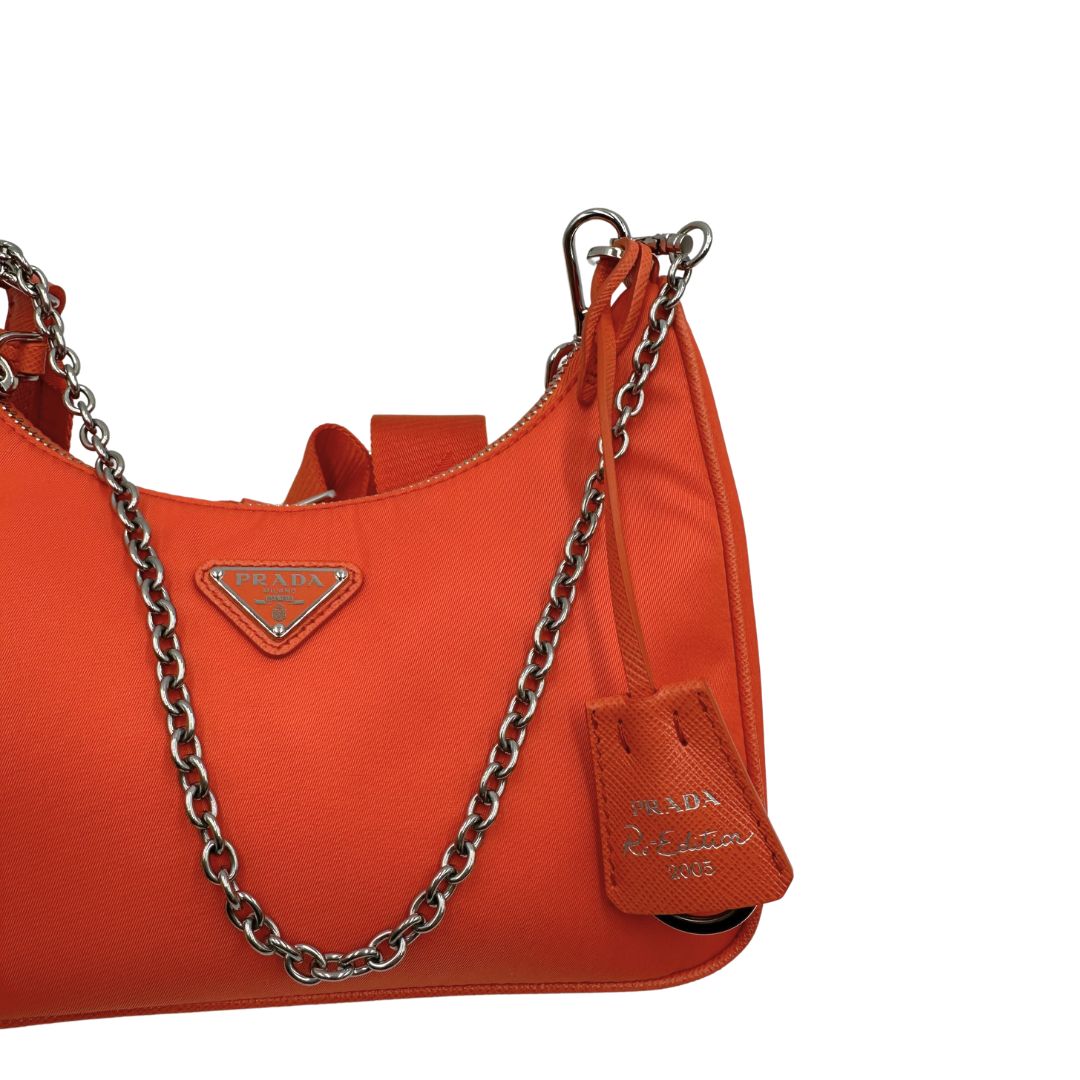  Borsa Prada Re-edition 2005 in nylon arancione , di lusso, originale, eccellenti condizioni, usata  
