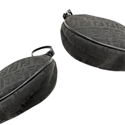 angoli  Borsa Fendi nera trama Zucchino, di lusso, originale, ottime condizioni, usata. 