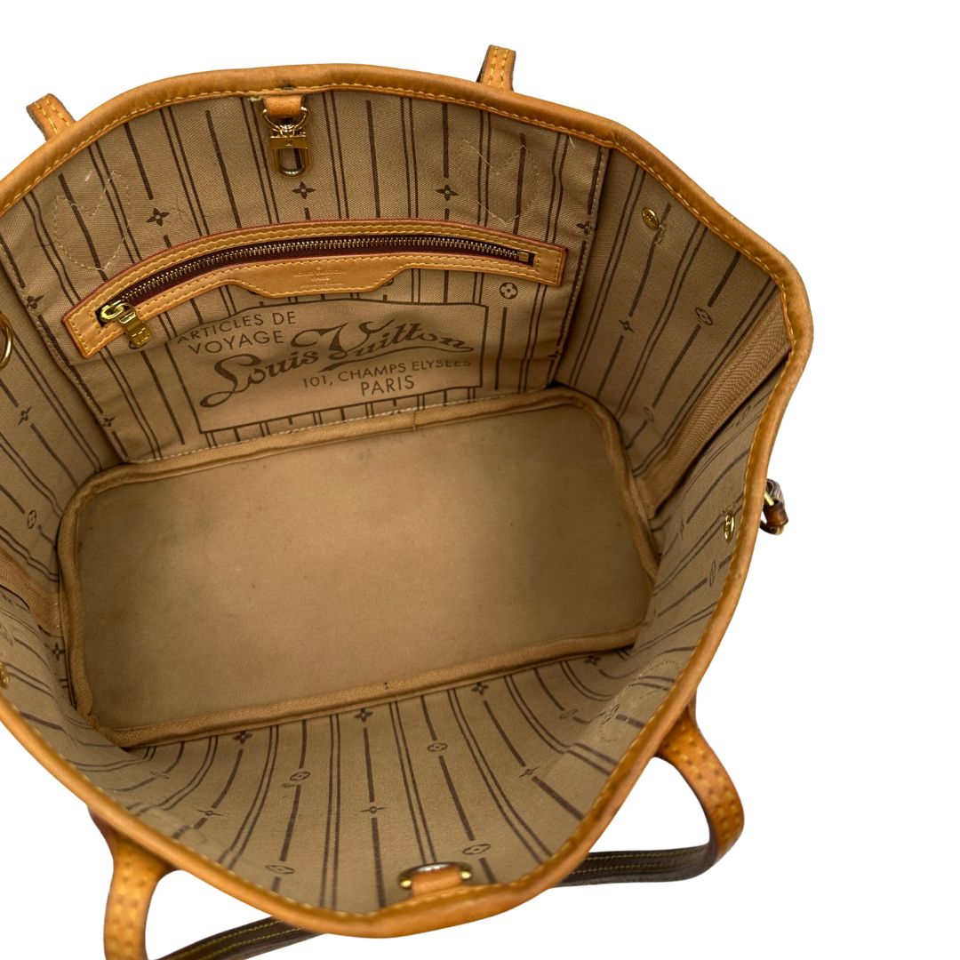 interno Borsa LV Neverfull monogram nella versione PM, di lusso, originale, usata. 
